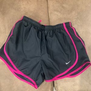 Nike Dri-Fit Running Shorts Size Small - Black/Pink
